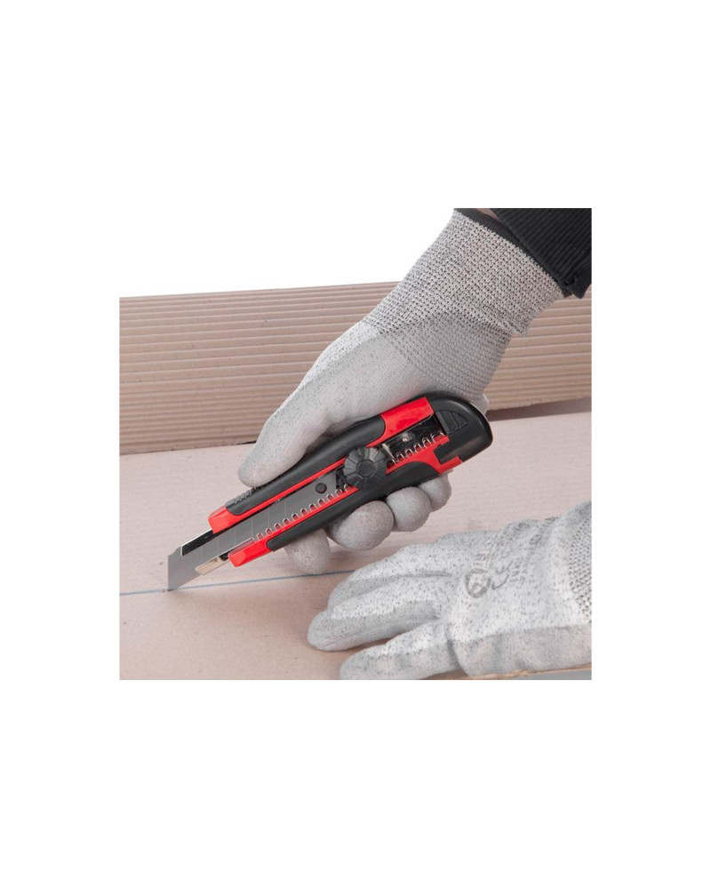 Ніж Intertool - 18 мм гвинтовий, прогумований (HT-0503)