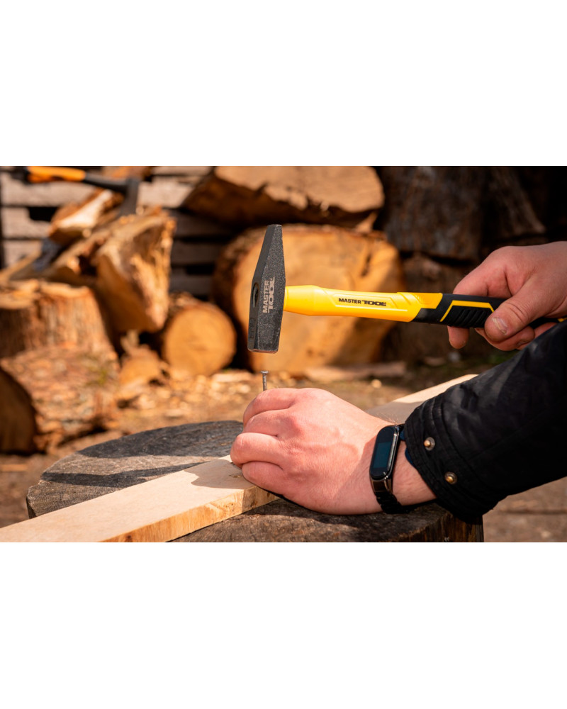 Молоток слюсарний Mastertool - 300г фіберглас (02-0903)